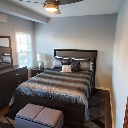 Quiet 3 Bedroom Apartment In Private Home นิวยอร์ก ภายนอก รูปภาพ
